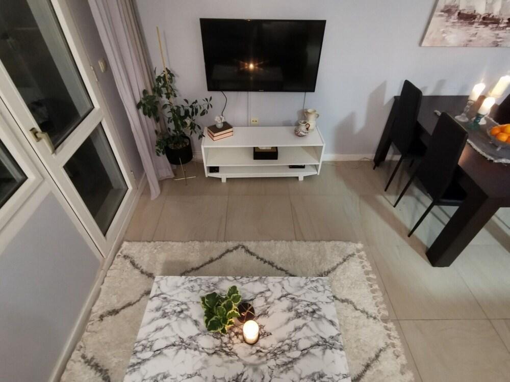 Jozo - With Terrace - A1