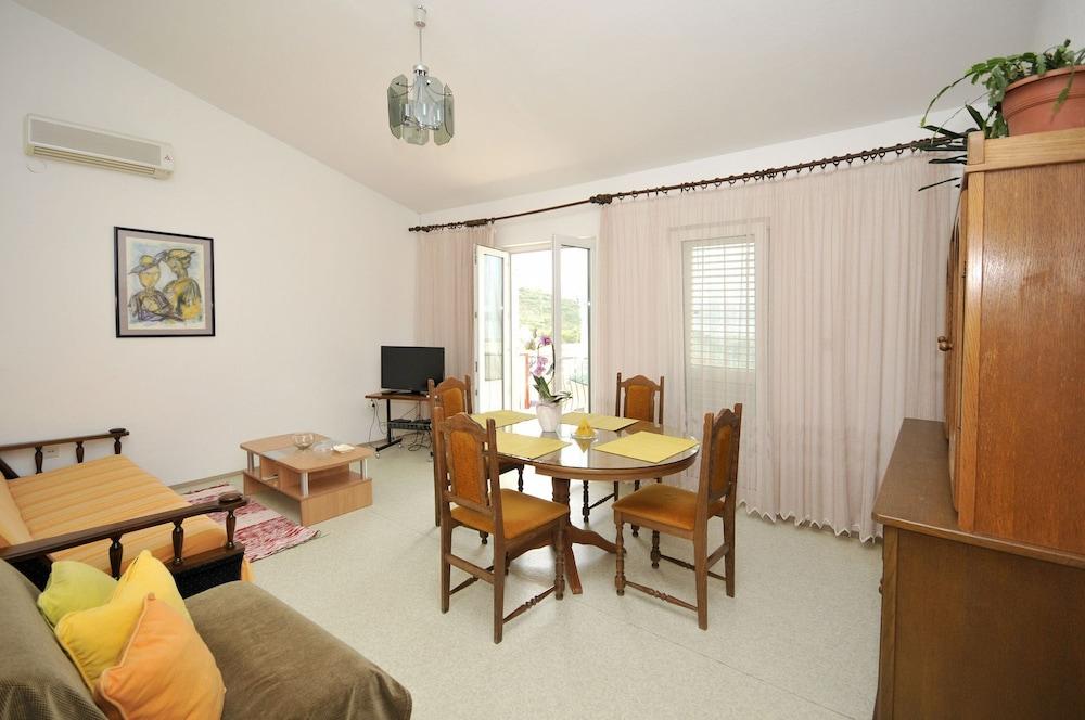 Vlad - Free Parking - A1