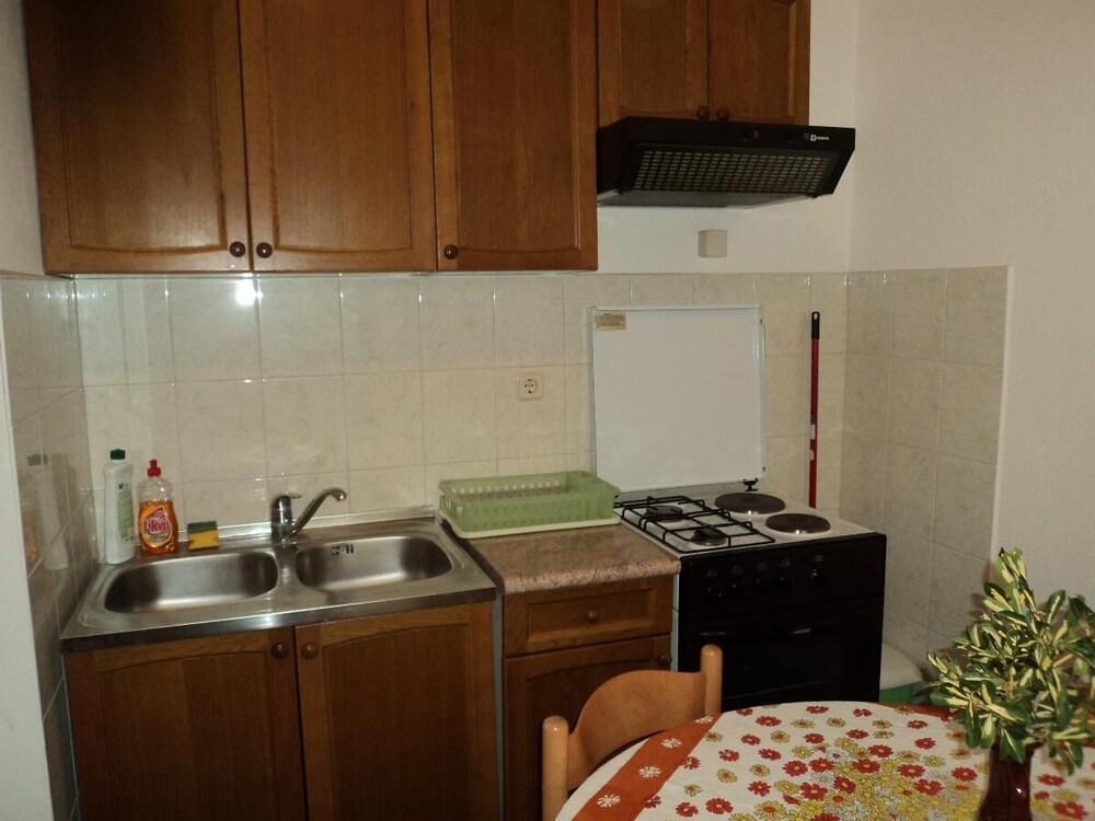 Jere - 50m From the sea With Parking - A1