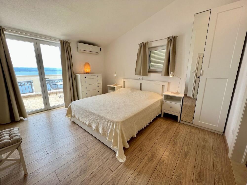 Via - 250 m From sea - SA4