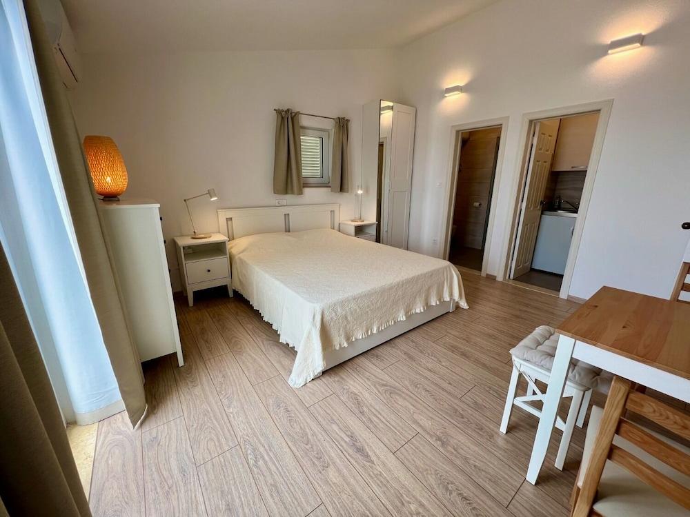 Via - 250 m From sea - SA4