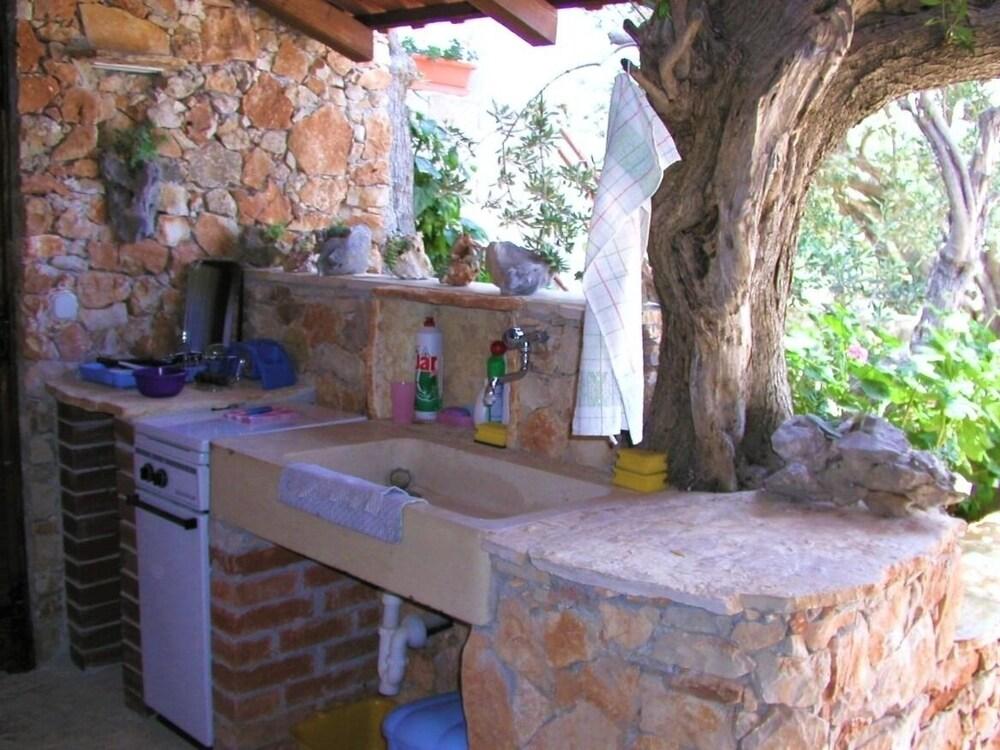 Georgi - 200 m From sea - SA1 Crveni