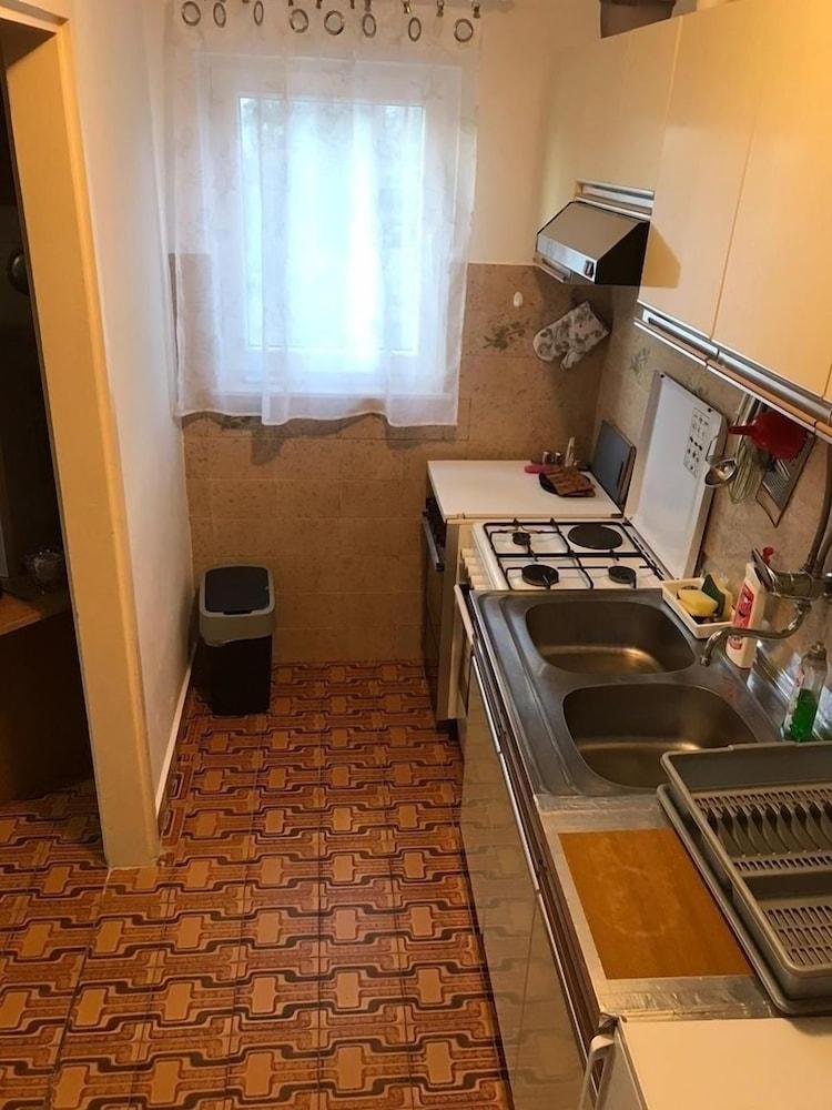 Holiday Home Ante - 50 m From Beach - H