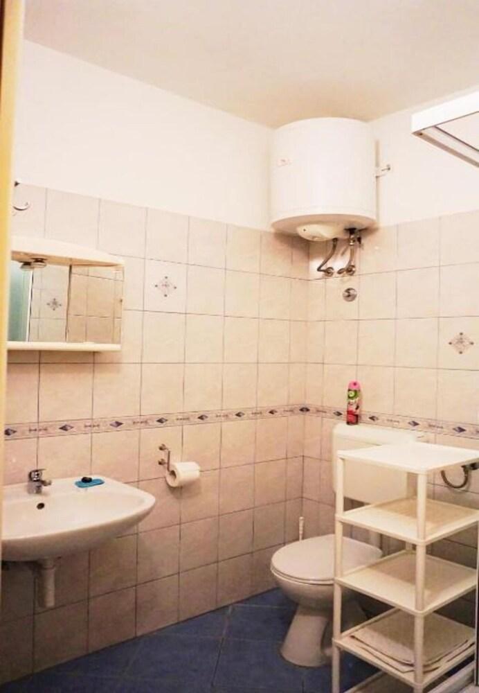 Tatjana - 300 m From Beach - A2