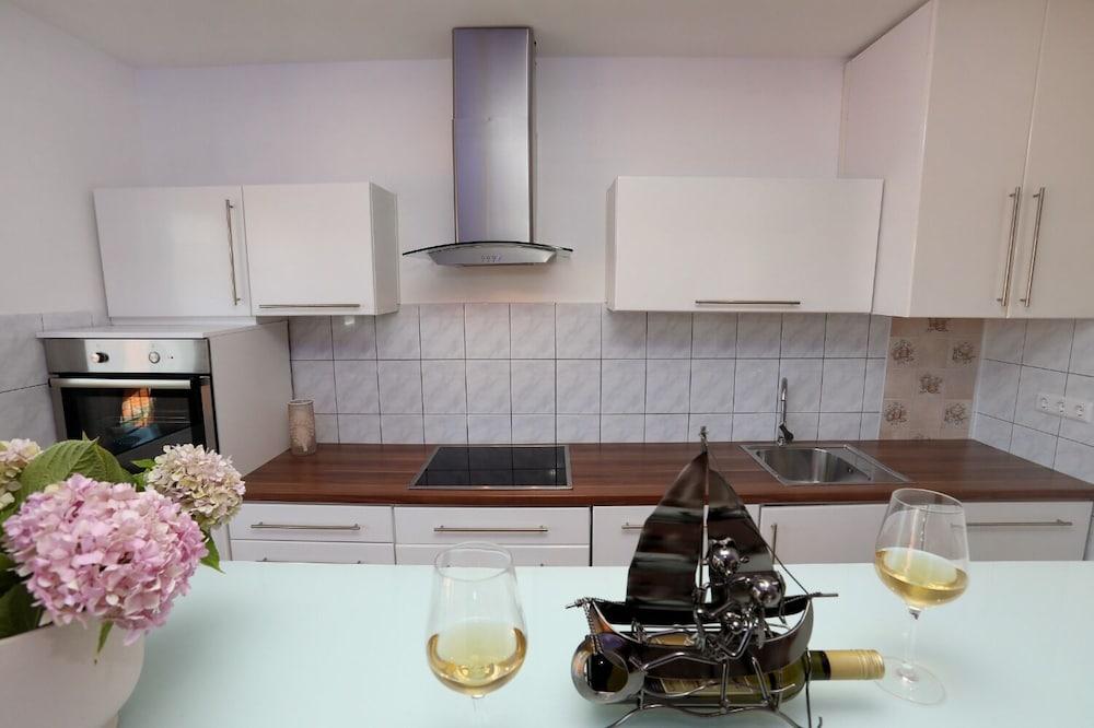 Vidosava - 100m From sea - A2