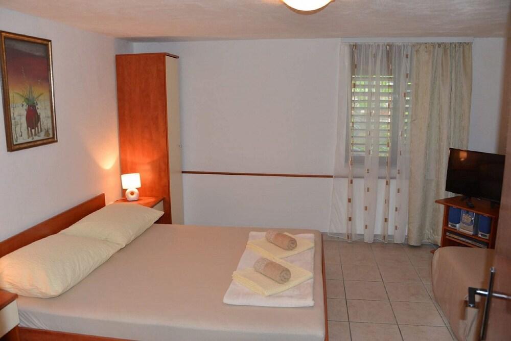 Neda - 80m From the sea - A1