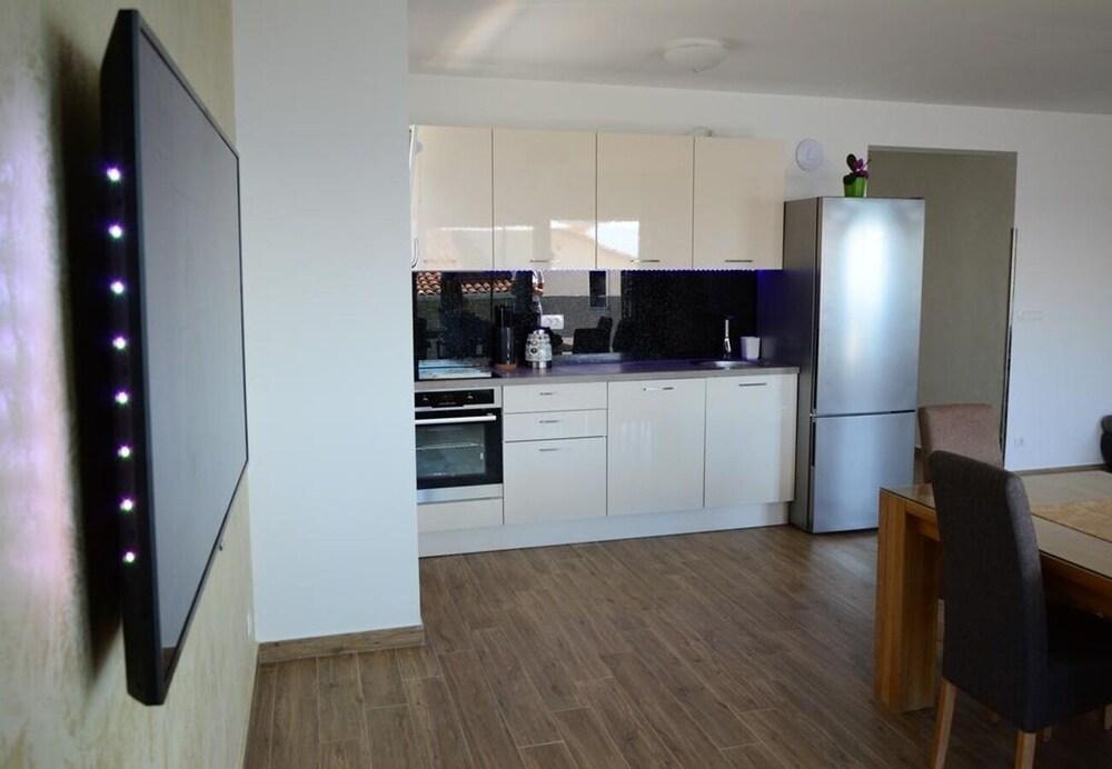 Marinela - With Pool - A2