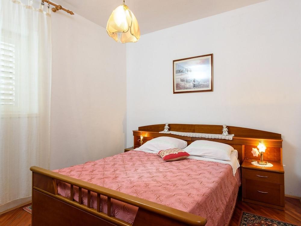 Mihaela - sea View - A2