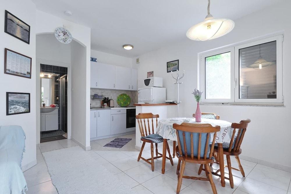 Djurdja - 20 m From Beach - A2 Luka