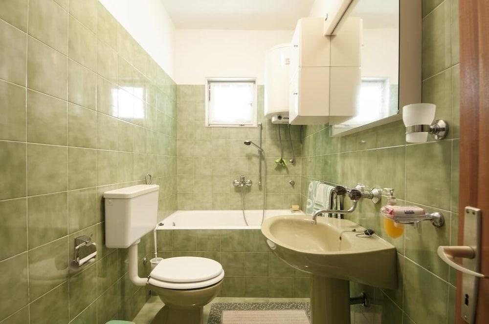 Sreca - 150m From the Beach - A1 - Zeleni