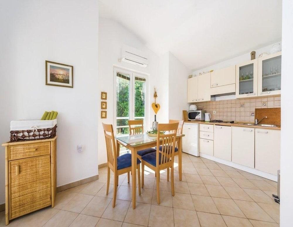 Mare - With Parking - A1 Prizemlje