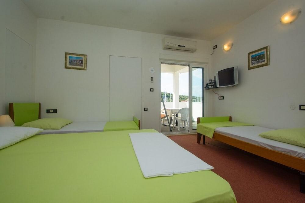 Marija - by the sea - A5