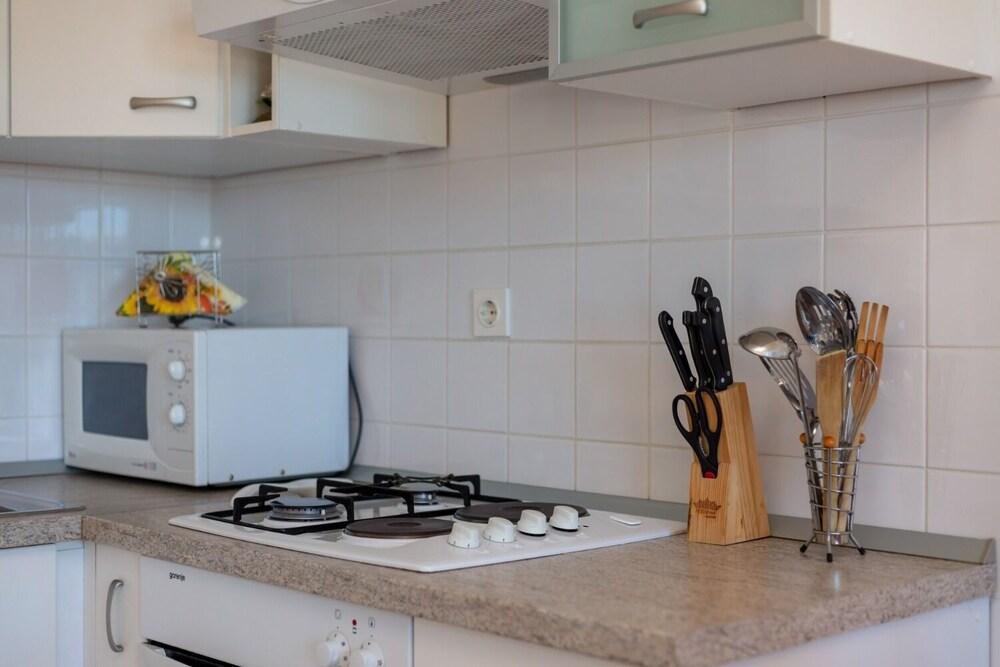 Rajna - 100 m From sea - A2 Veliki