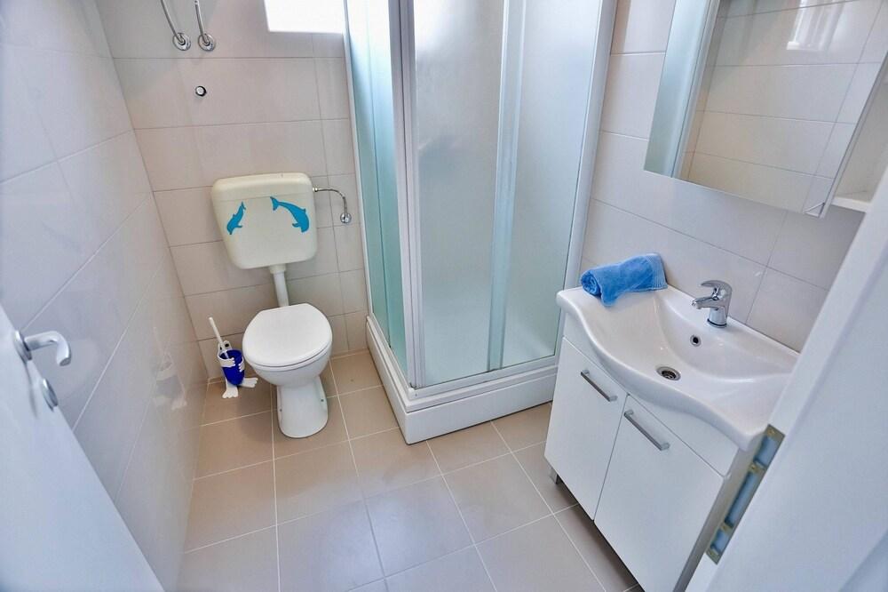 Mato - With Parking - A1