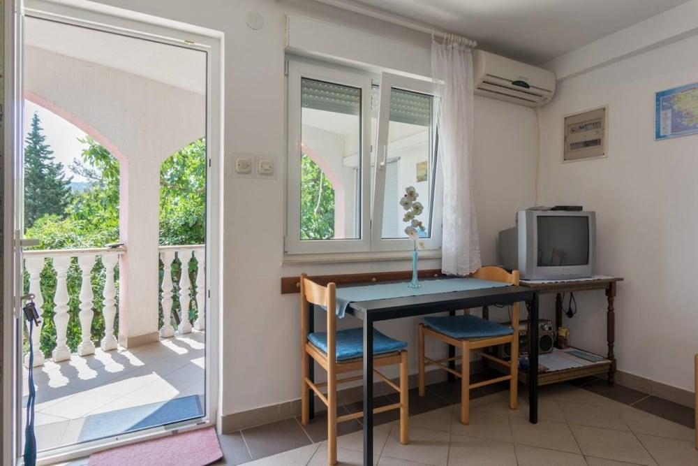 Marija - 40 m From Beach - A1-plavi