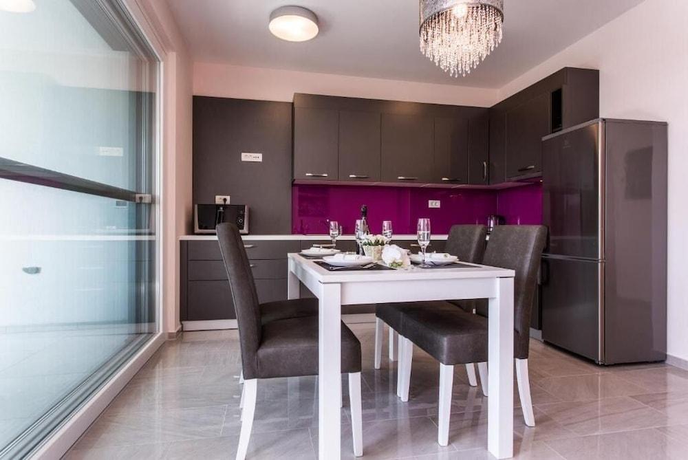 Marina - 60 Meters to the Beach - A1