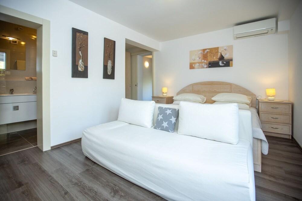 Ante - 200 m From sea - A2