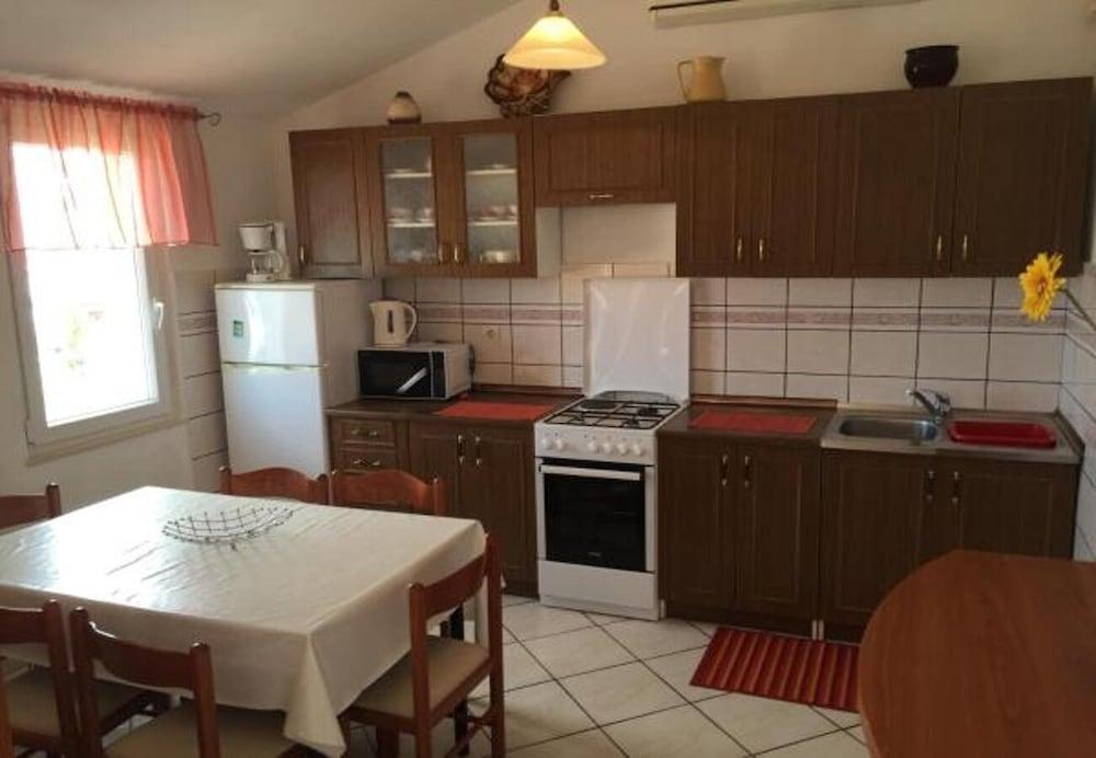 Mihovilovic - 50 m From Beach - A3