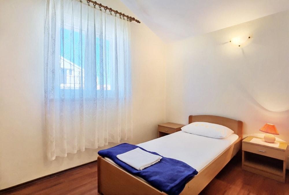 Lasan - 150 m From sea - A1