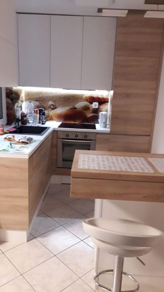 Milena - Close to the Beach - A1