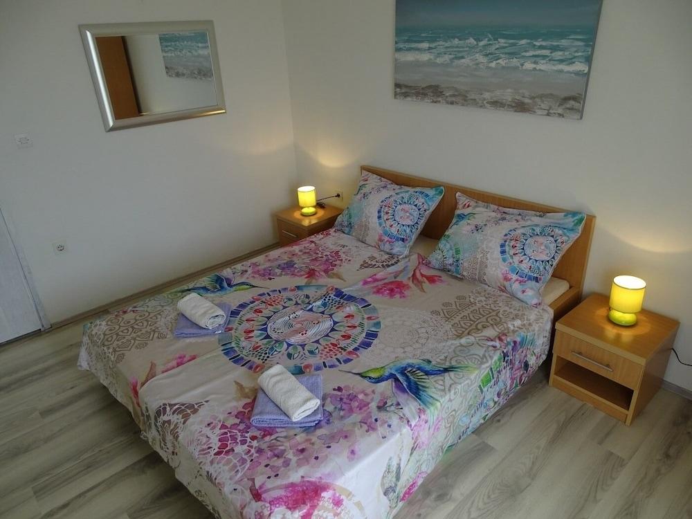 Don - 90m From the sea - A4