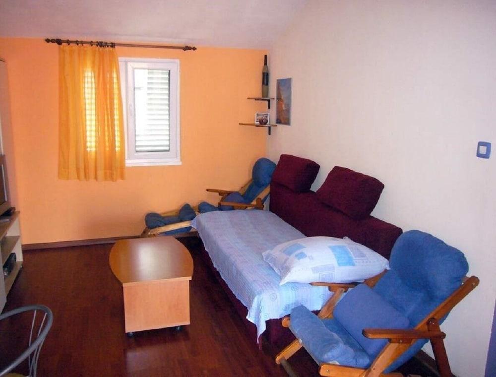 Denis - Terrase and sea View - A1