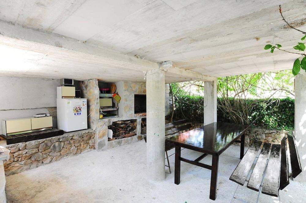 Vinko - 80 m From Beach - A2