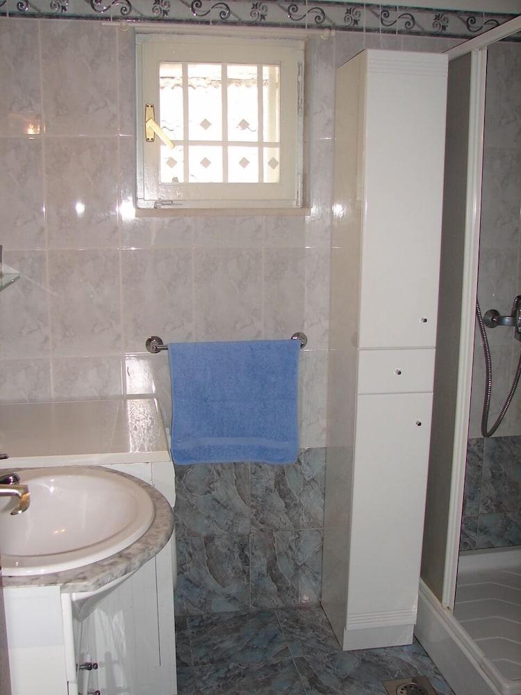 Emilija - Close to the sea - A1