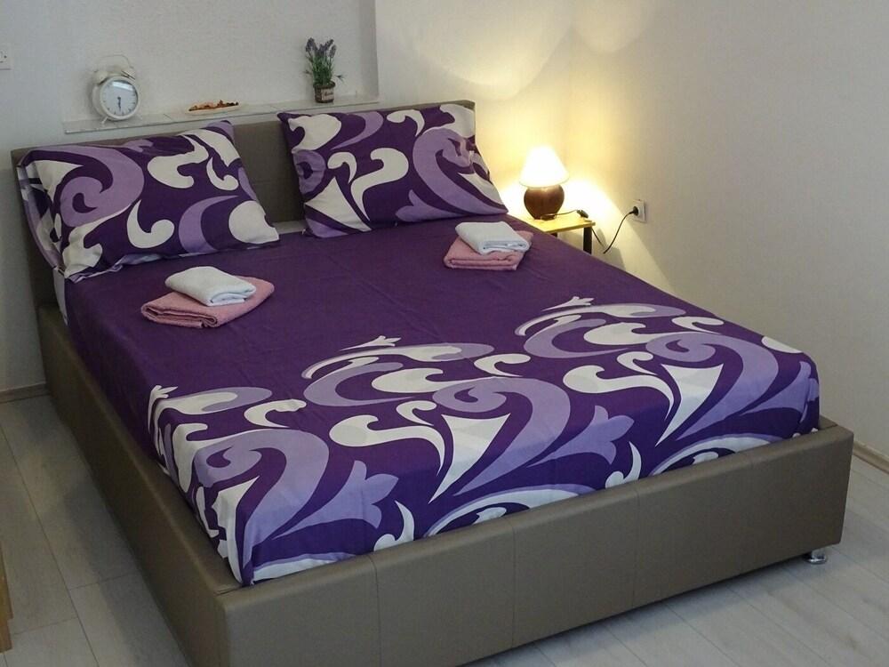 Don - 90m From the sea - SA1 2S