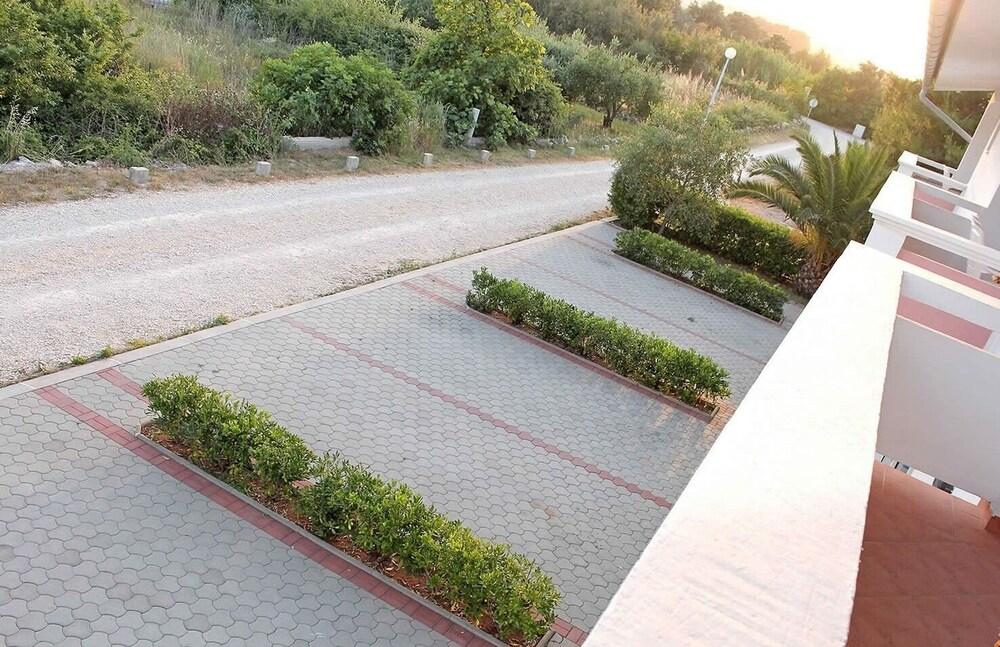 Vink - 80 m From Beach - A4