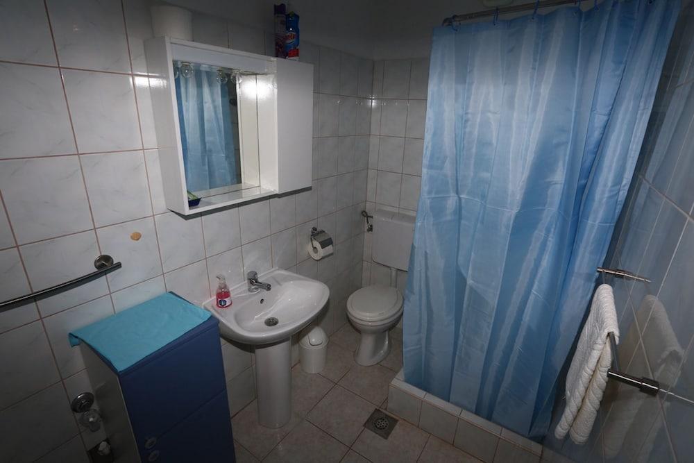 Perka - Peaceful and Quiet - A2