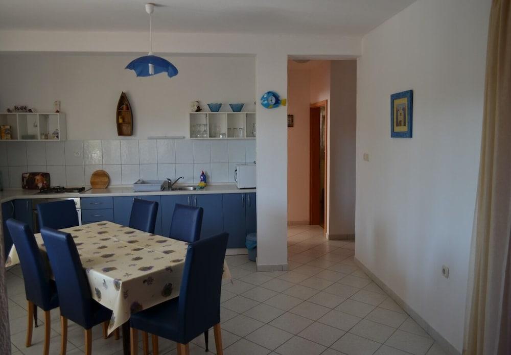 Bozi - With Pool - A1