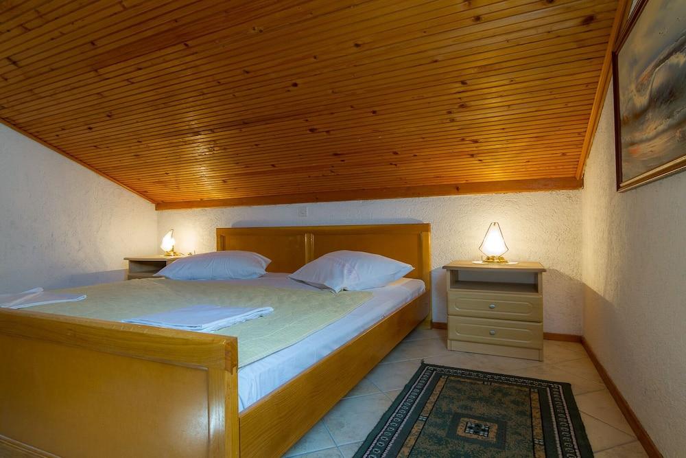 Anđela - 80 m From Beach - A1