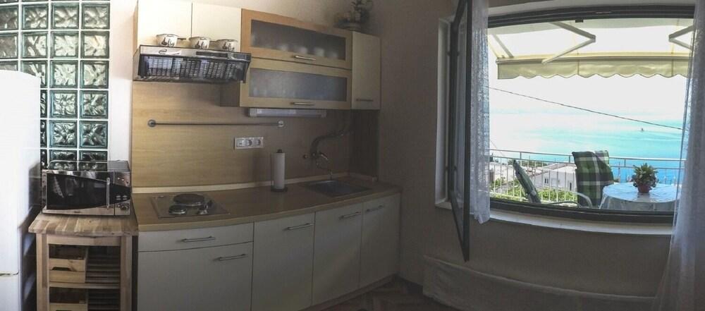 Iva - With Beautiful View - A1