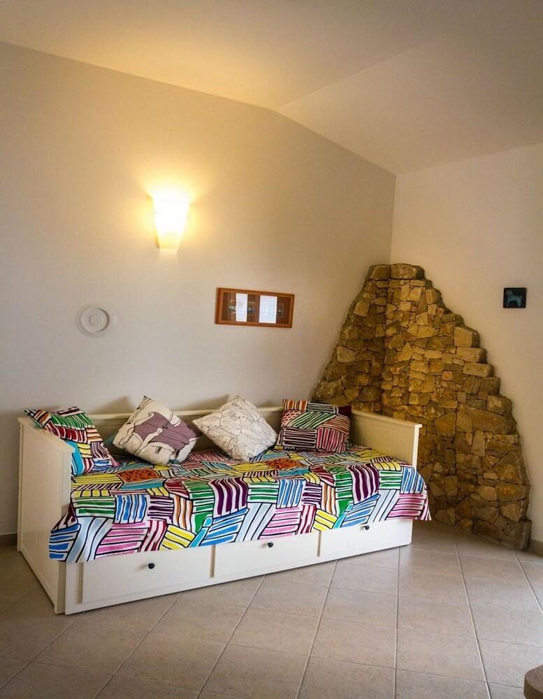 Lea - With Terrace - A1