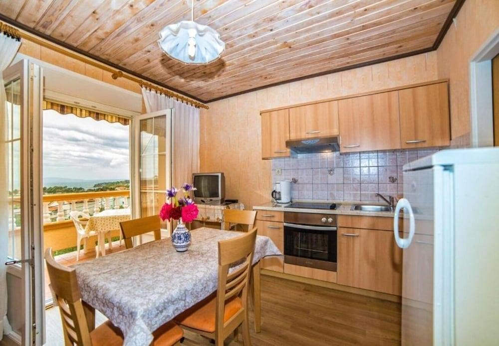 Duša - With Great View - A2 II kat