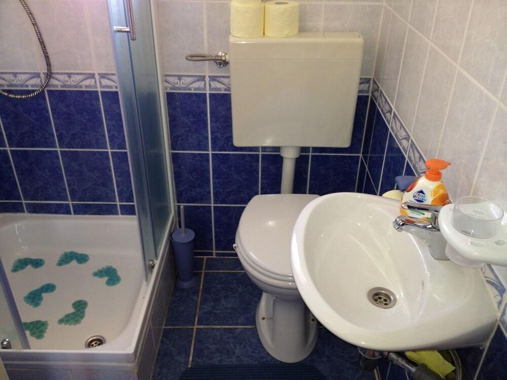 Sab - 40 m From Beach - A5