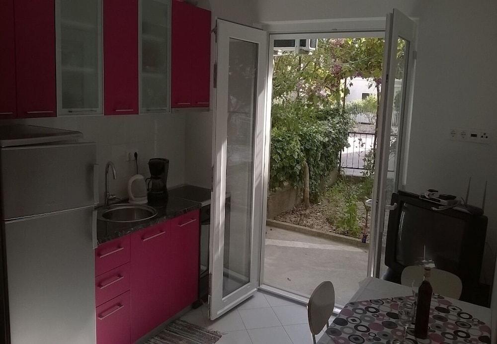 Tom - 500 m From sea - A1