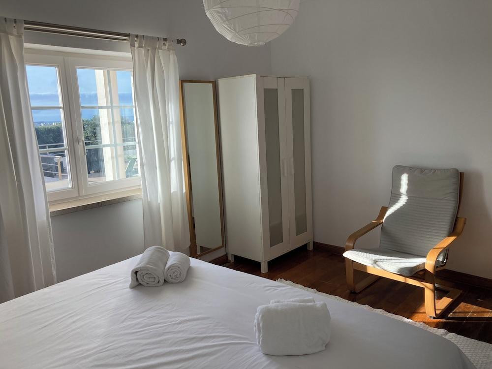 FreeSurfCamp & Hostel