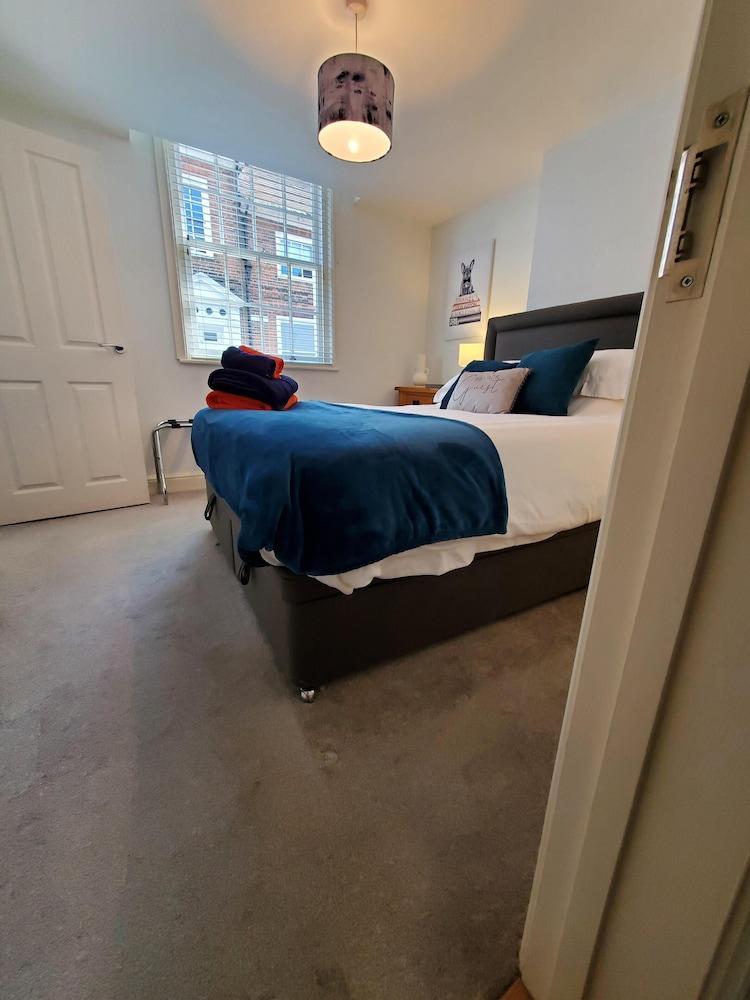 Ipswich Town Centre Apartment 5