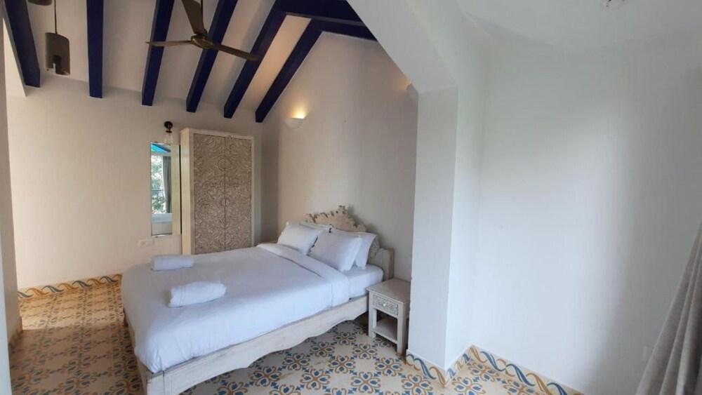 Lillywoods Suites and Villas