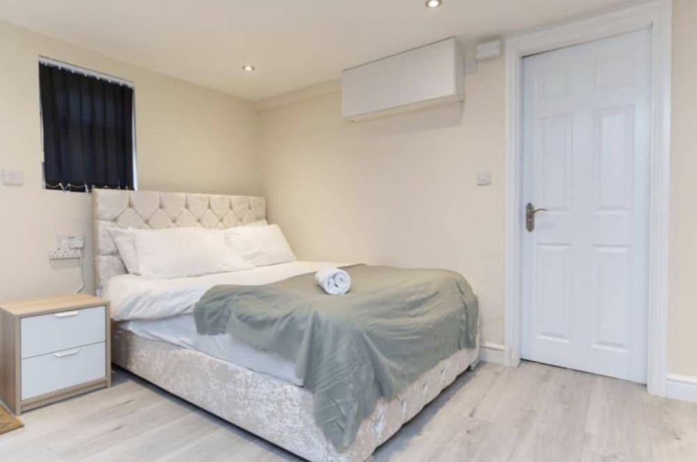 Dior House Apartments