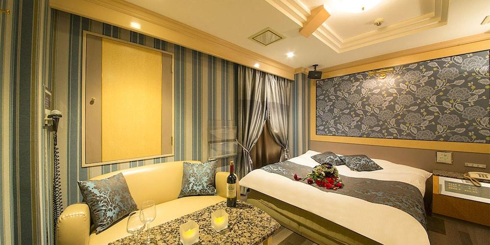 Qt HOTEL - Adults Only