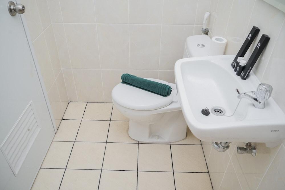 Fancy And Comfy Studio Apartment At M-Town Residence