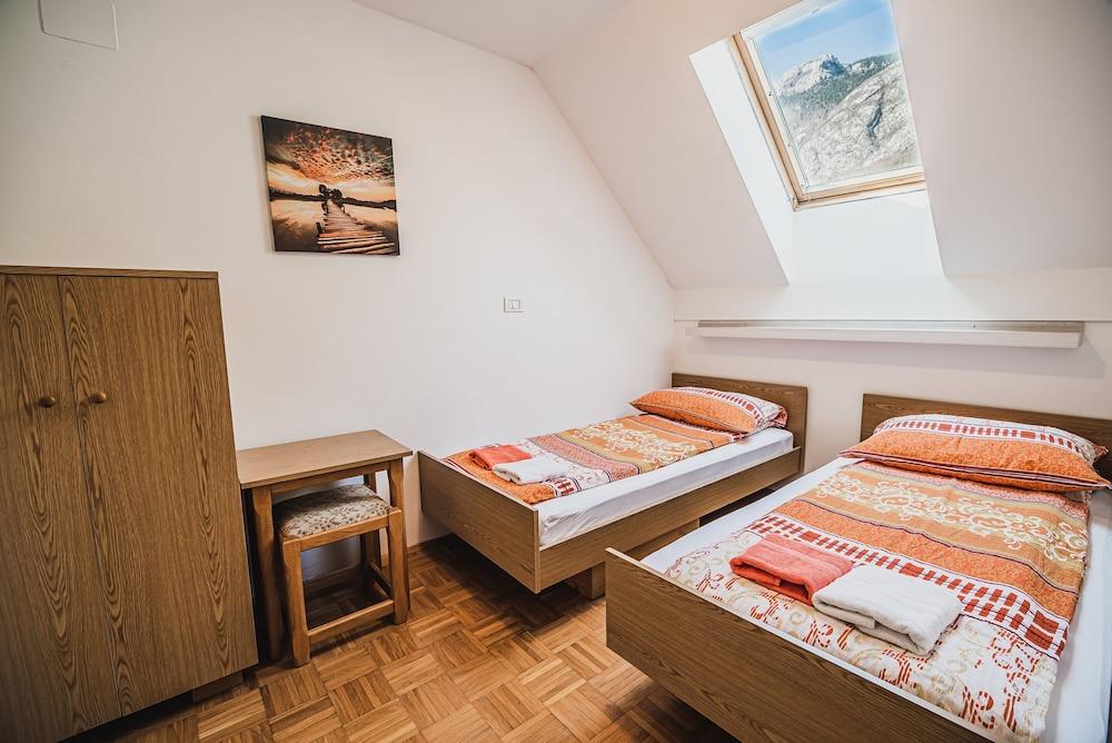 Apartments Rombon Klavdij