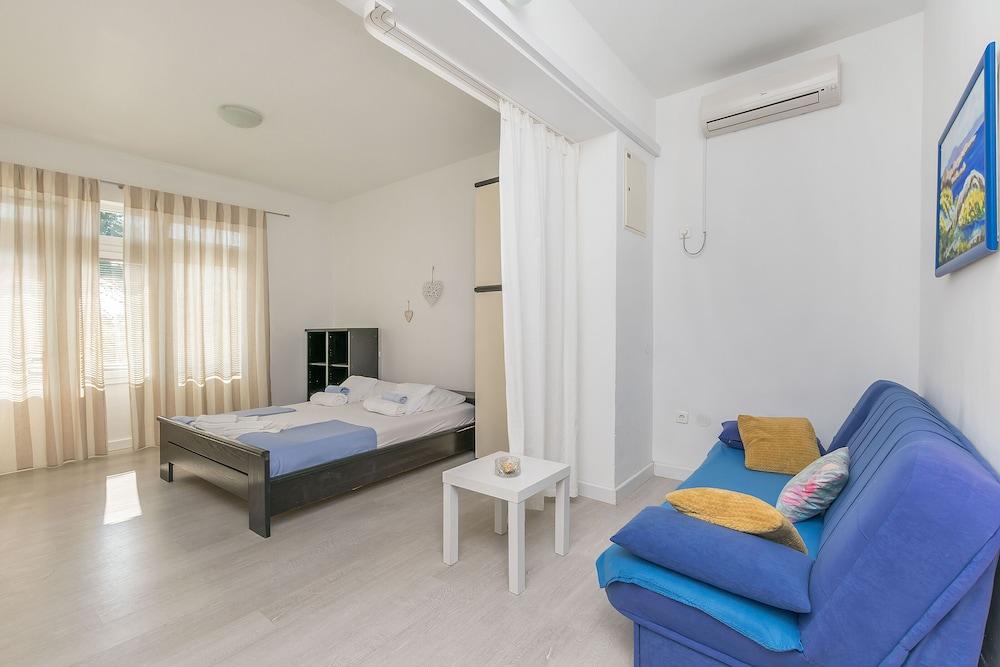 Apartments Clarus Mare