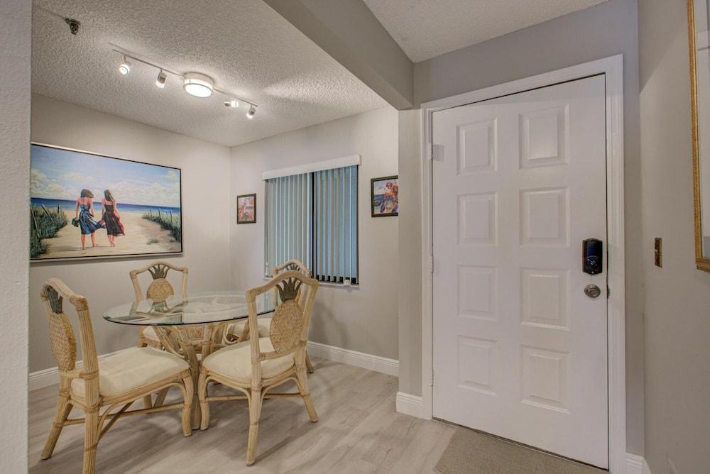 Anna Maria Island Beach Sands 201