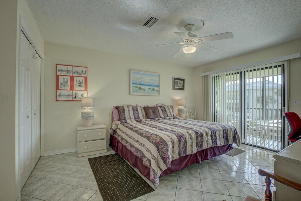 Anna Maria Island Beach Bay Breeze