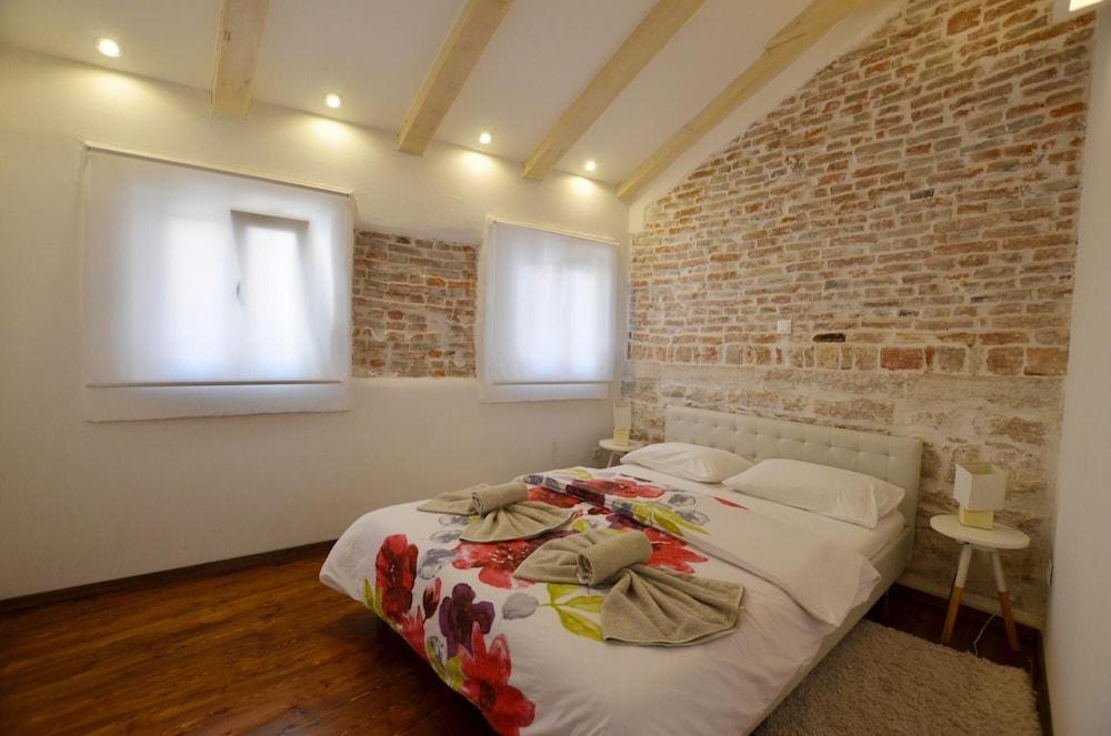 Grisia Attick in Rovinj