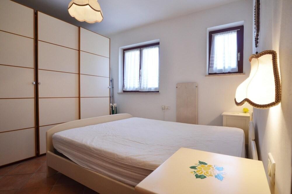 Toro - Two Bedroom Apartment